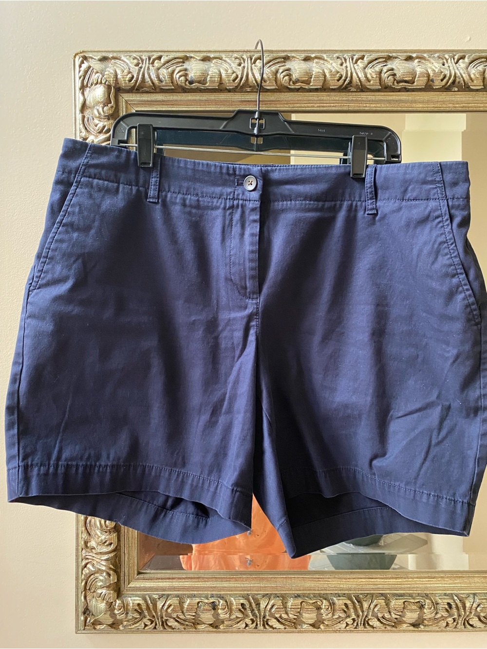Talbot’s Women’s Relaxed Chino Shorts, 7” Inseam, Size 14W.